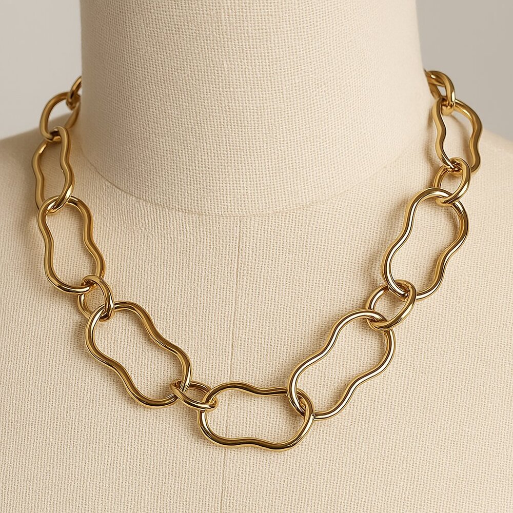 Women’s Gold Abstract Link Chain Hoop 18-Inch Necklace – Elegant Fashion Jewelry